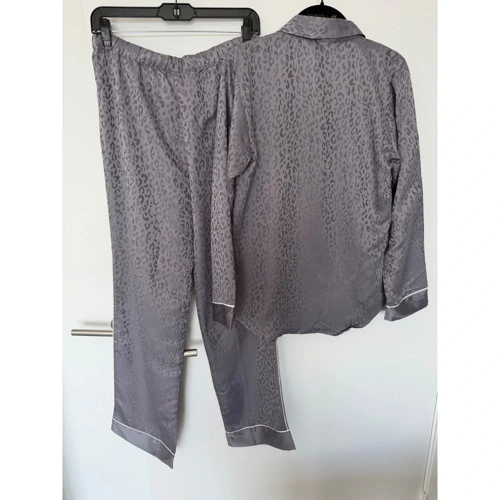 Victoria's Secret Satin Leopard Pajama Set Gray Long Small NWT